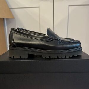 GH Bass Black Leather Women’sLoafers